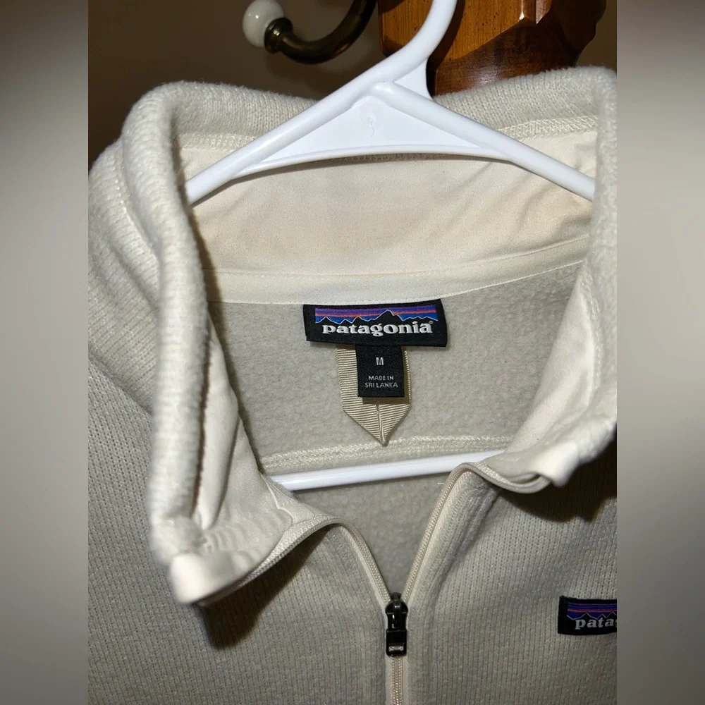 Patagonia Off-White Fleece Vest - Picture 4 of 14